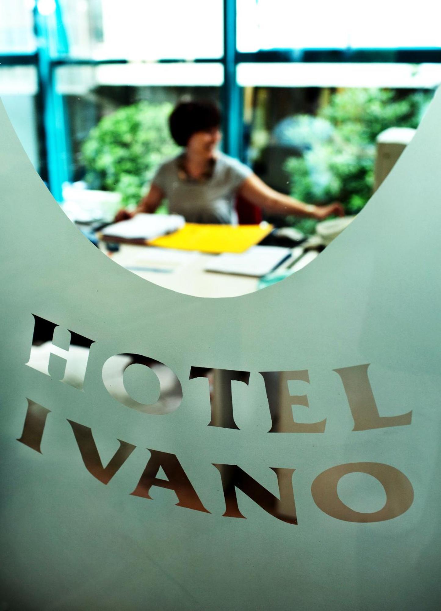 Hotel Ivano Rimini Exteriör bild